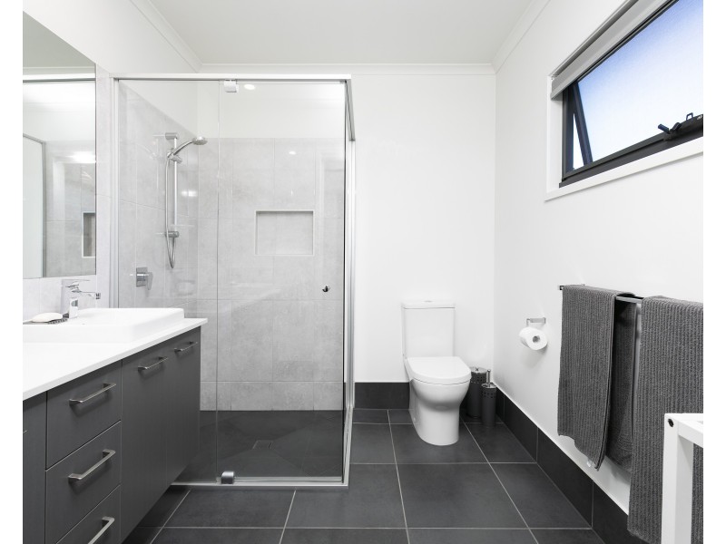 14 Hollyhock Crescent, Noosa Heads QLD 4567