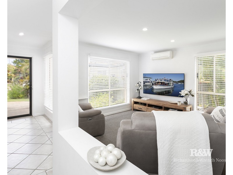 16/5 Riverstone Court, Tewantin QLD 4565