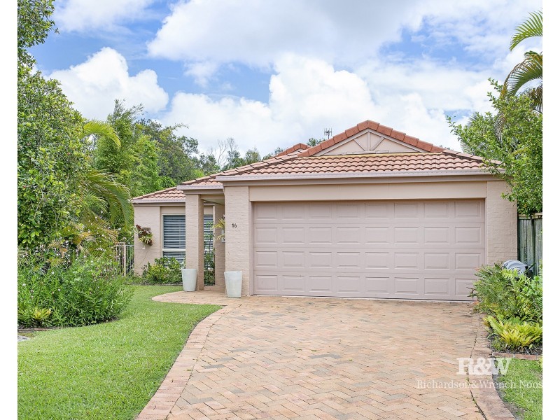 16/5 Riverstone Court, Tewantin QLD 4565