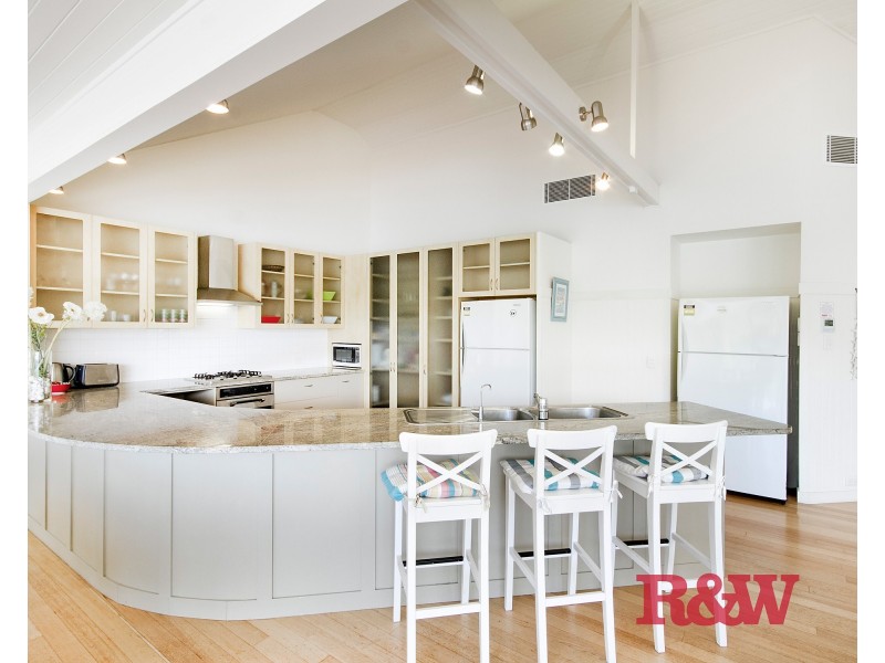 43 Wyuna Drive, Noosaville QLD 4566