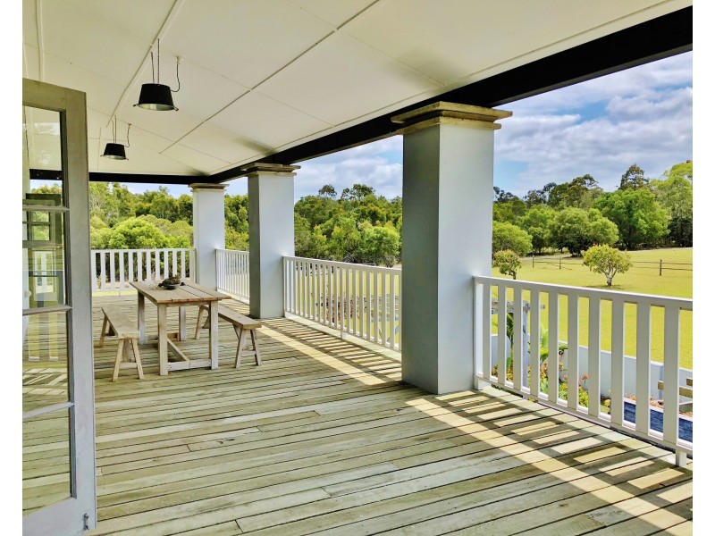 18 Amaroo Place, Cooroibah QLD 4565