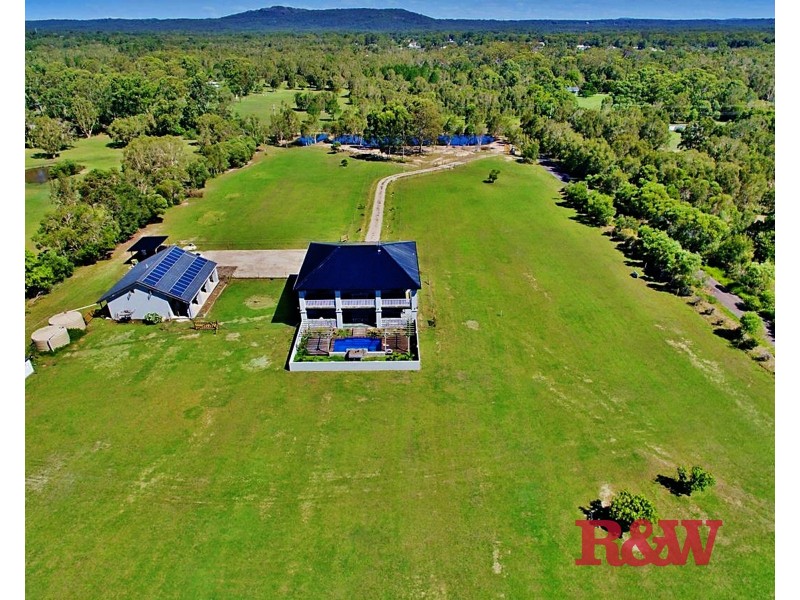 18 Amaroo Place, Cooroibah QLD 4565