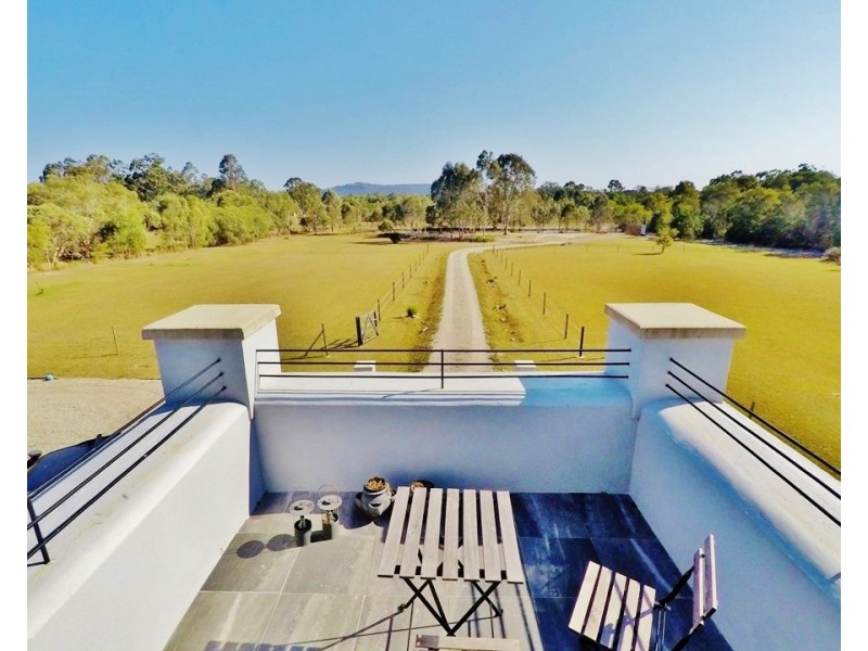 18 Amaroo Place, Cooroibah QLD 4565