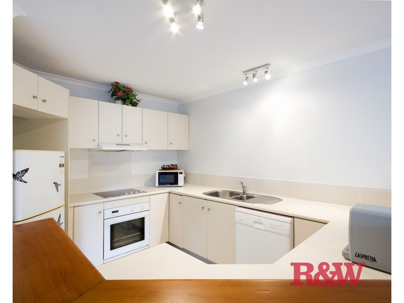 2/2 Park Crescent, Sunshine Beach QLD 4567