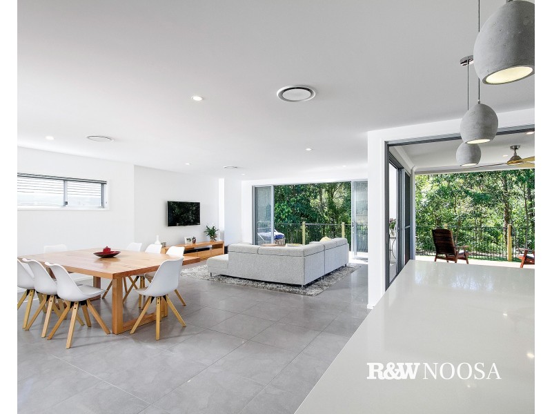 2 Corinthia Court, Noosaville QLD 4566