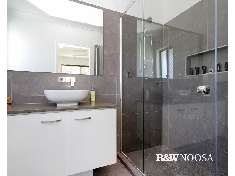 2 Corinthia Court, Noosaville QLD 4566