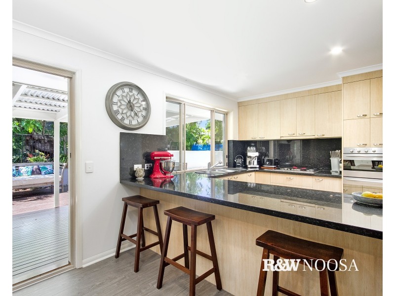 30 Seafarer Court, Castaways Beach QLD 4567