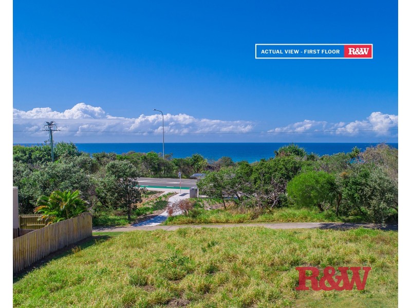 16 Antipodes Close, Castaways Beach QLD 4567