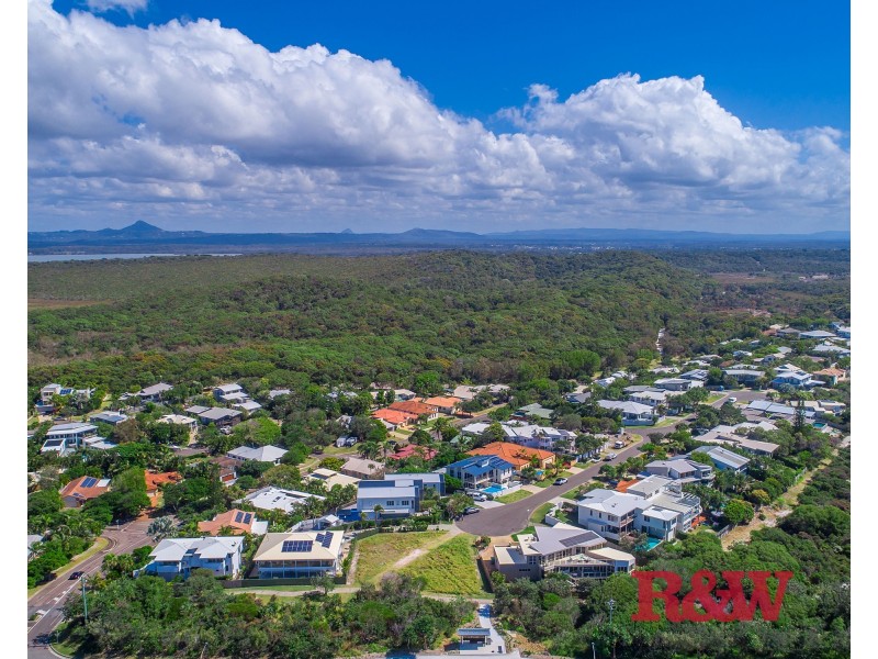 16 Antipodes Close, Castaways Beach QLD 4567