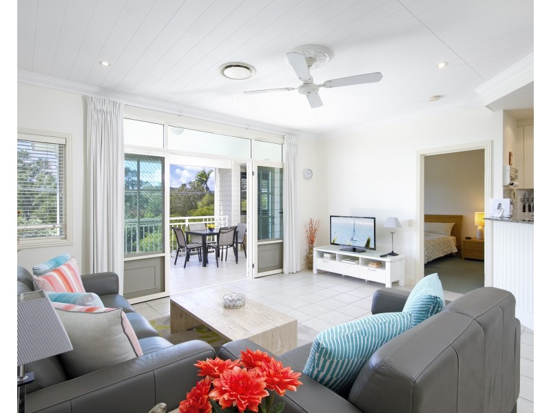 8/19 Russell Street, Noosaville QLD 4566