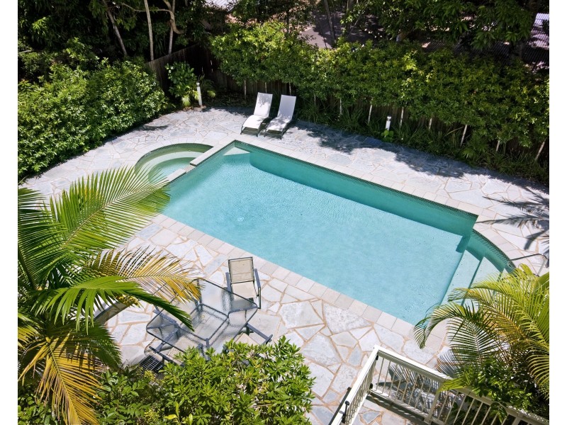 8/19 Russell Street, Noosaville QLD 4566