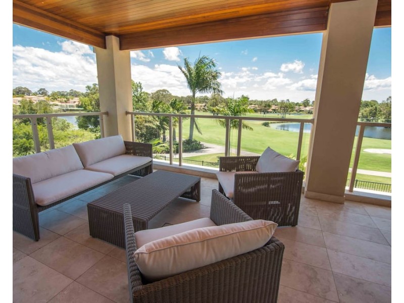 13 Springs Crescent, Noosa Springs QLD 4567