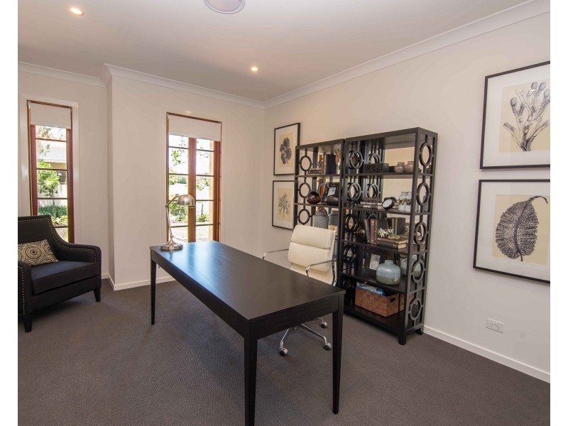 13 Springs Crescent, Noosa Springs QLD 4567