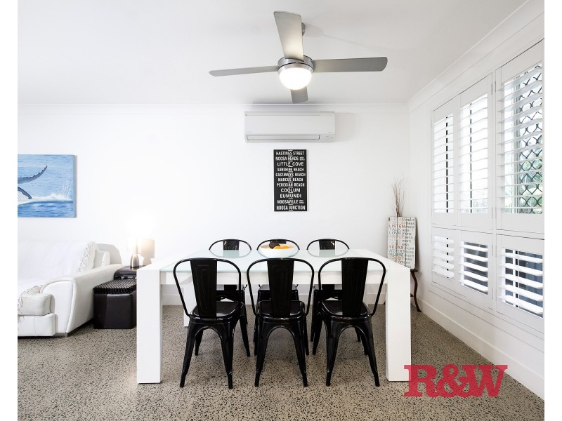 18 Moonbeam Crescent, Castaways Beach QLD 4567