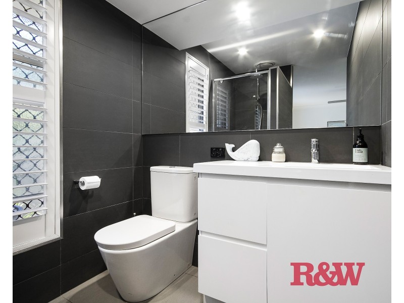 18 Moonbeam Crescent, Castaways Beach QLD 4567