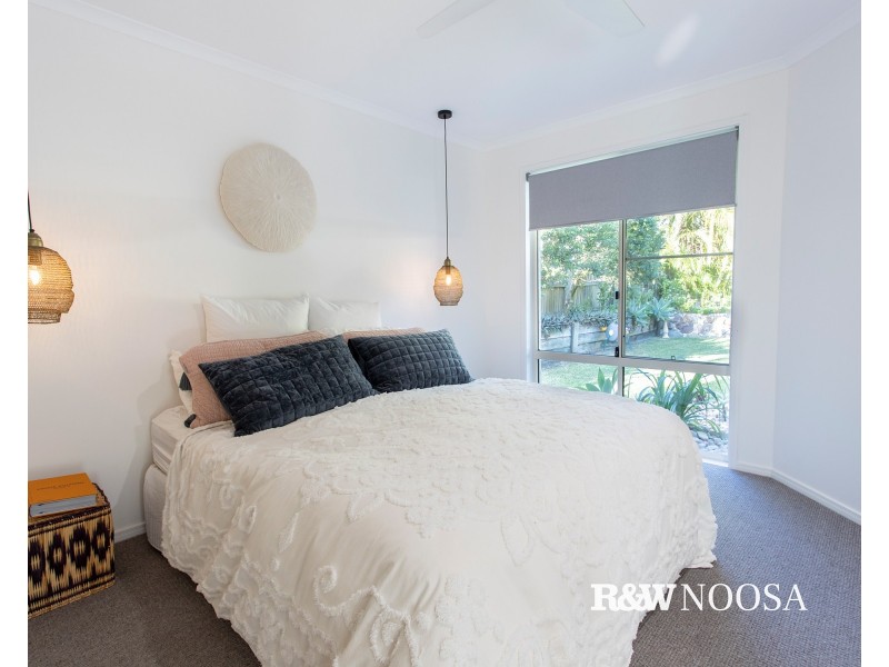 14 Moonbeam Crescent, Castaways Beach QLD 4567