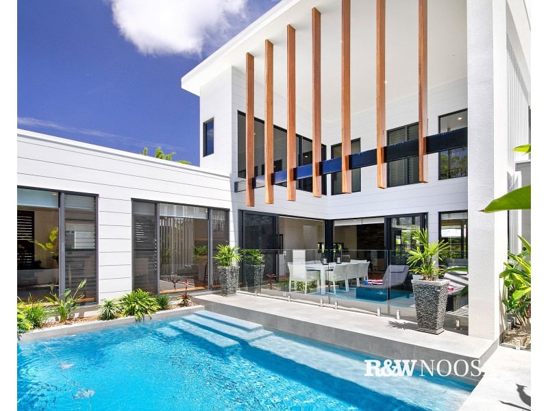 13 Janet Street, Noosaville QLD 4566