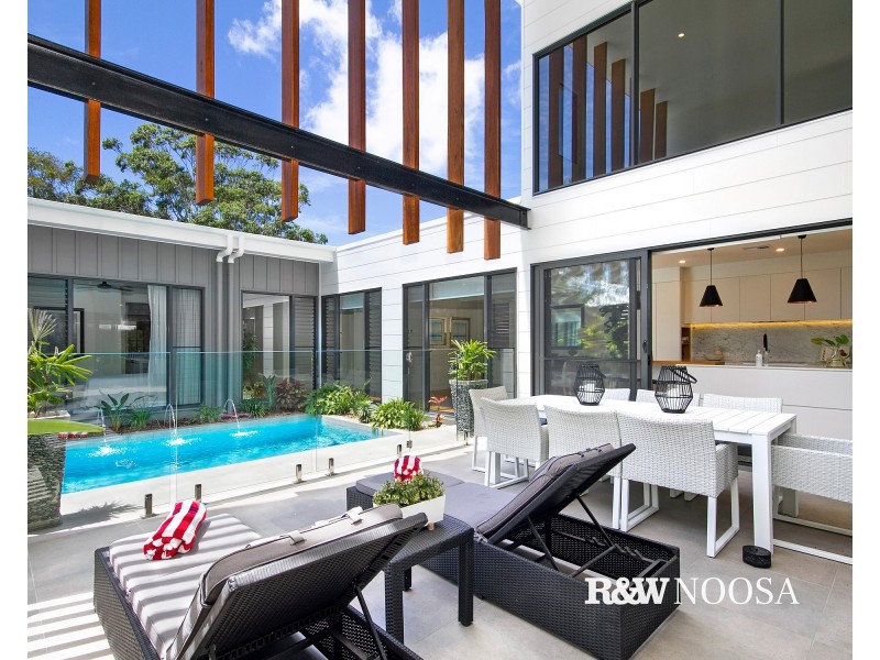13 Janet Street, Noosaville QLD 4566