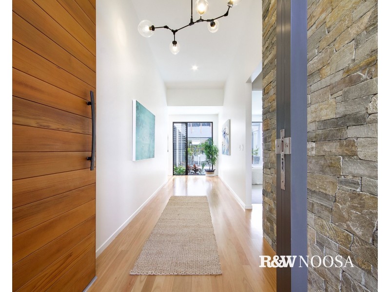 13 Janet Street, Noosaville QLD 4566
