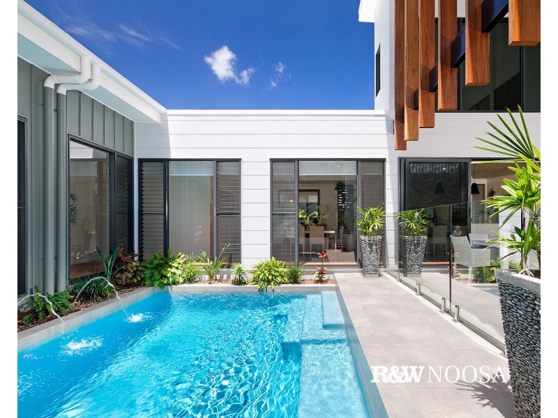 13 Janet Street, Noosaville QLD 4566