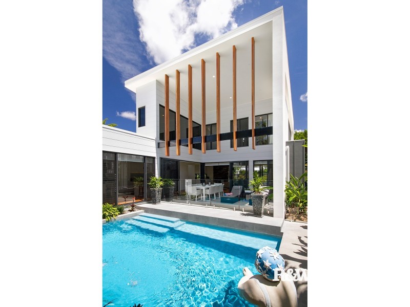 13 Janet Street, Noosaville QLD 4566