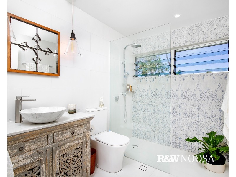 Natasha Heights 1/8 Natasha Avenue, Noosa Heads QLD 4567