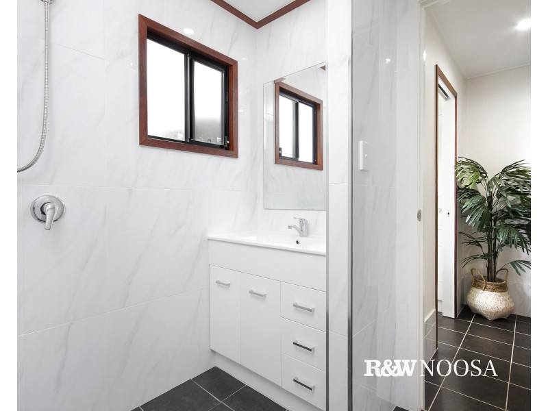 22 Nairana Rest, Noosa Heads QLD 4567