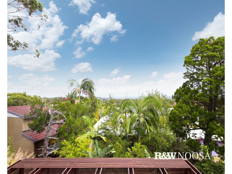 22 Nairana Rest, Noosa Heads QLD 4567