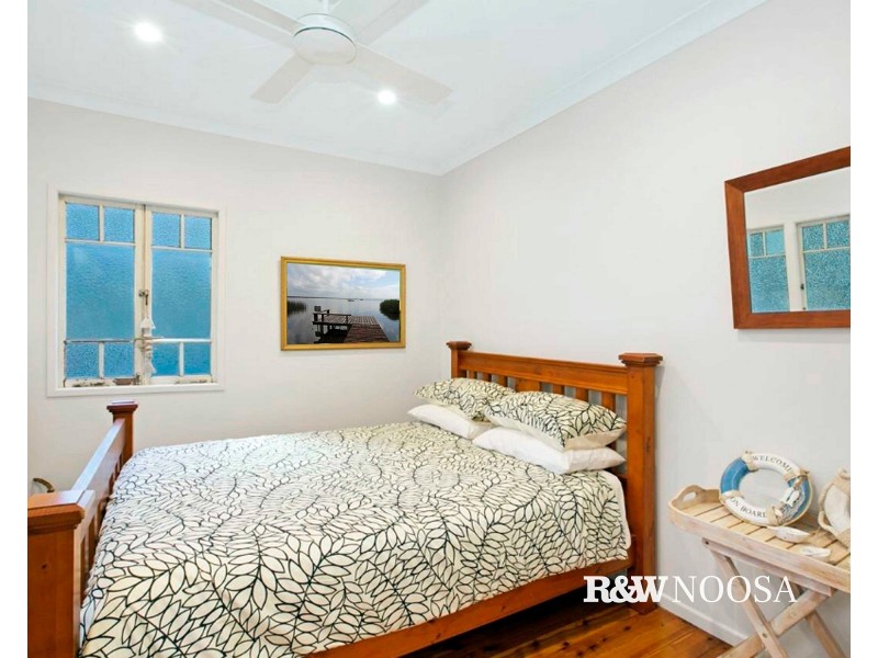 8 Boreen Parade, Boreen Point QLD 4565