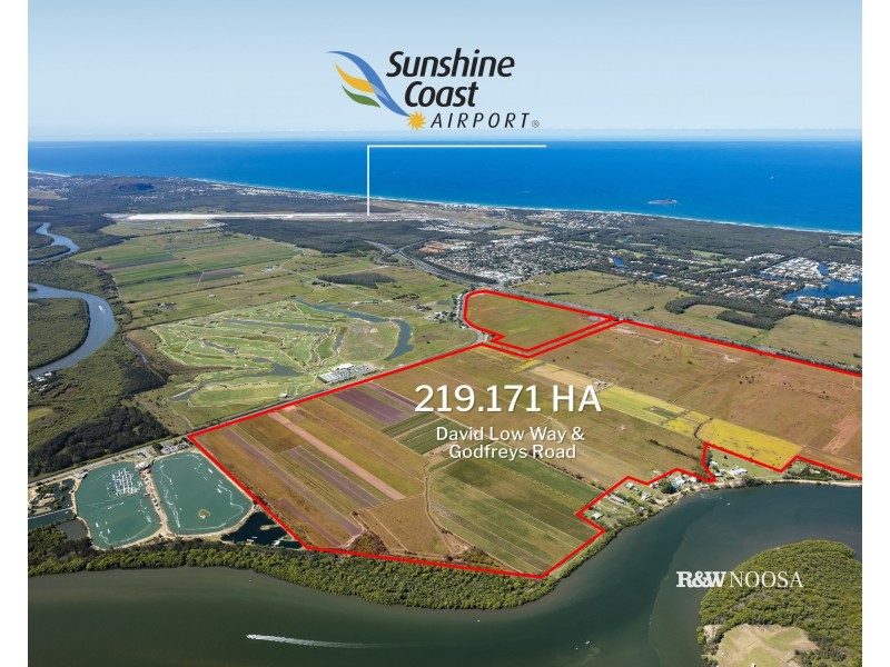 369 David Low Way, Bli Bli QLD 4560