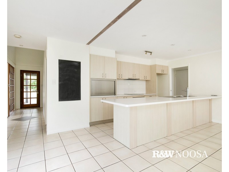 10 Longwood Drive, Peregian Springs QLD 4573