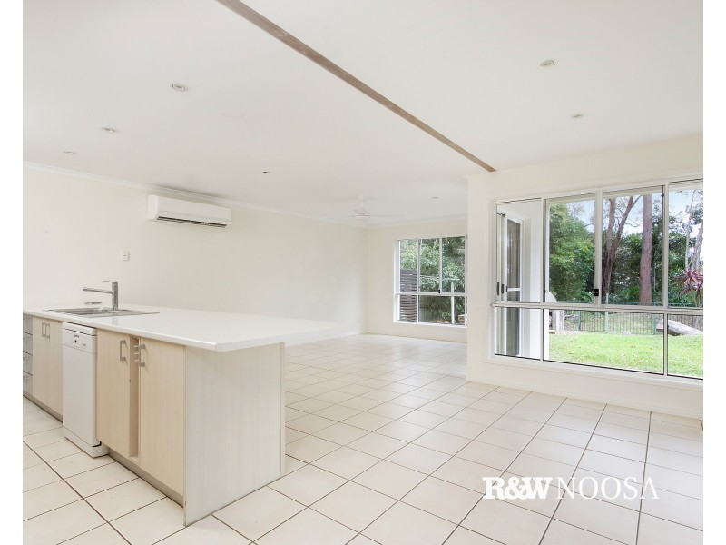 10 Longwood Drive, Peregian Springs QLD 4573