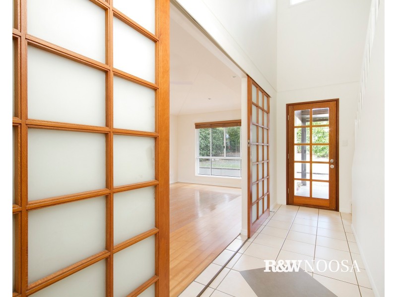 10 Longwood Drive, Peregian Springs QLD 4573