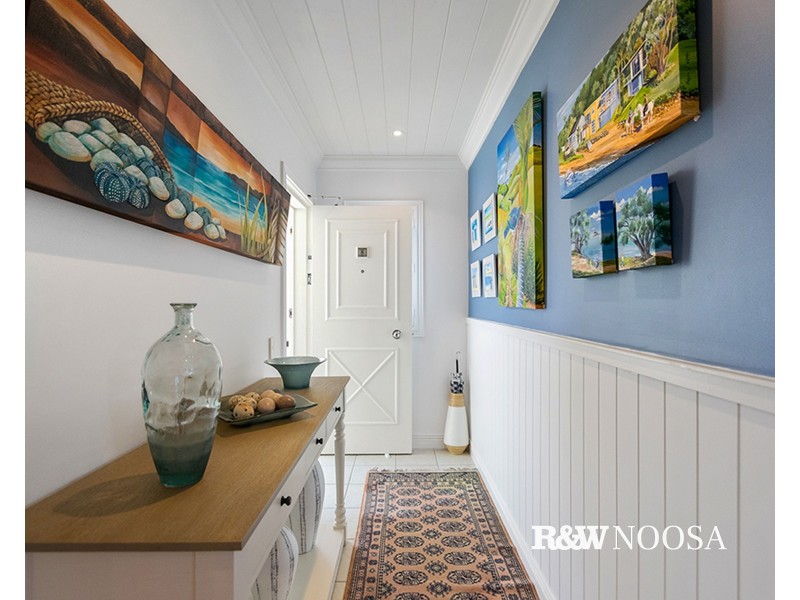 8/19 Russell Street, Noosaville QLD 4566