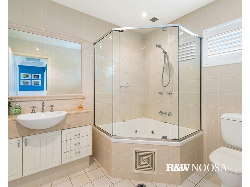 8/19 Russell Street, Noosaville QLD 4566