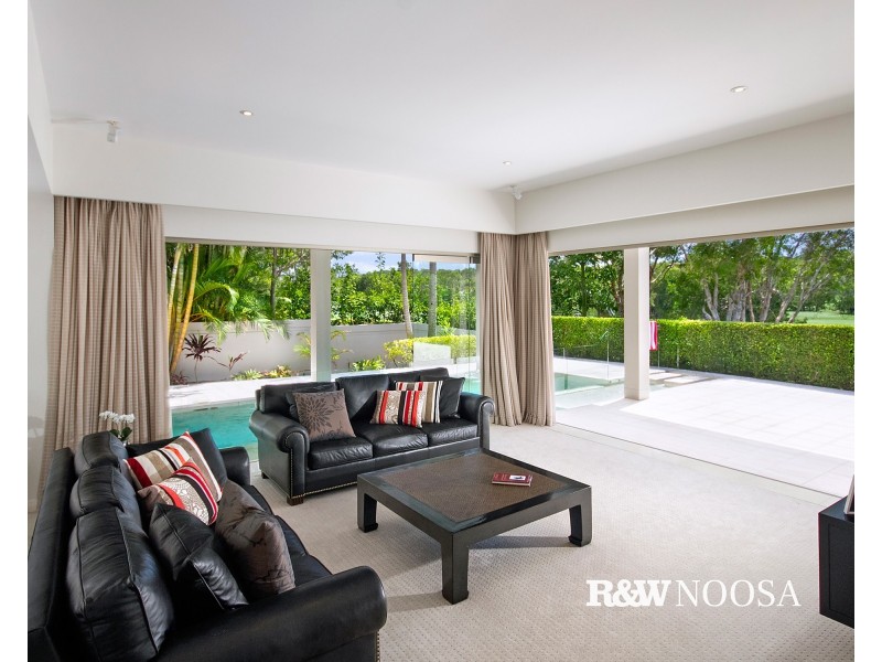 524/61 Noosa Springs Drive, Noosa Heads QLD 4567