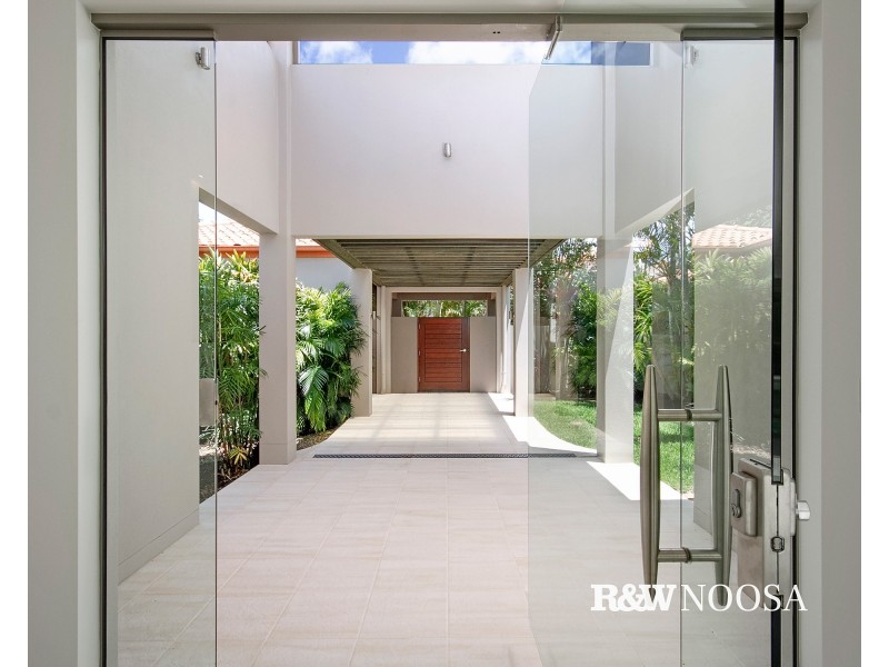 524/61 Noosa Springs Drive, Noosa Heads QLD 4567