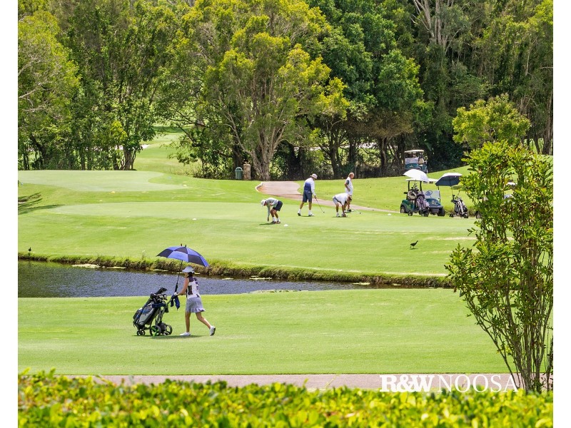 524/61 Noosa Springs Drive, Noosa Heads QLD 4567