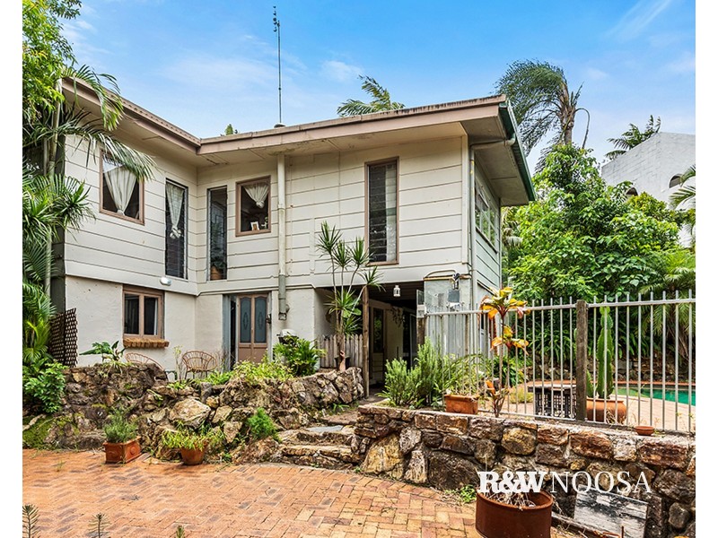 6 Cooloosa Street, Sunshine Beach QLD 4567