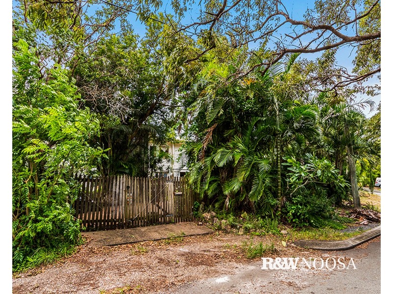 6 Cooloosa Street, Sunshine Beach QLD 4567