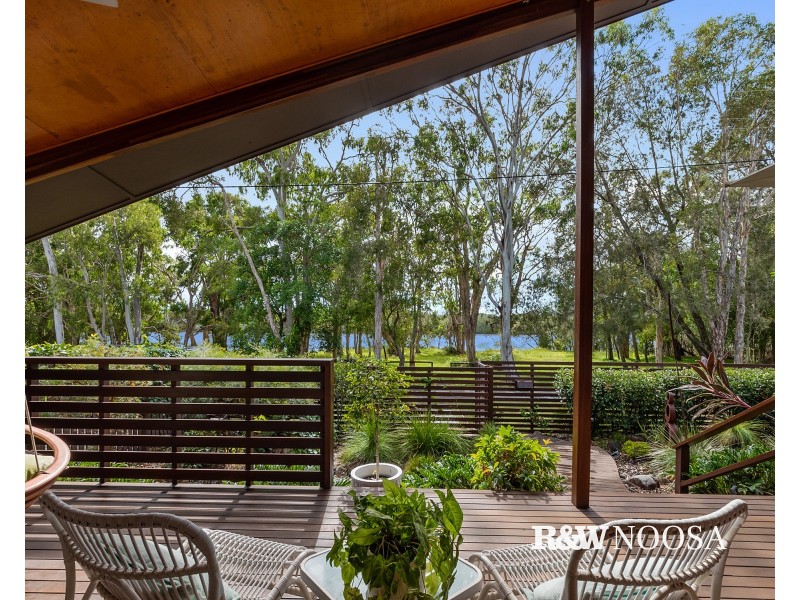 175 Lake Weyba Drive, Noosaville QLD 4566