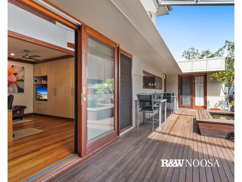 175 Lake Weyba Drive, Noosaville QLD 4566
