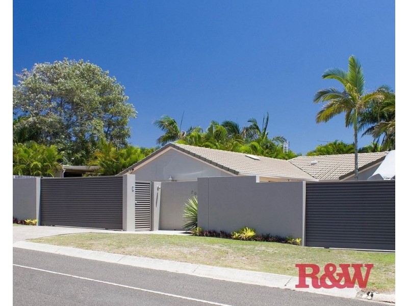 20 Dame Patti Drive, Sunrise Beach QLD 4567