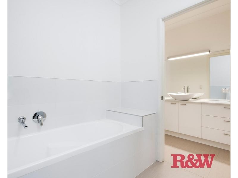 5 Burgess Drive, Tewantin QLD 4565