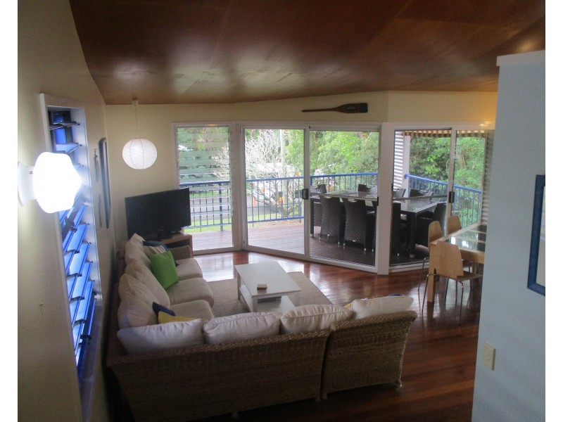 47 Woongar Street, Boreen Point QLD 4565