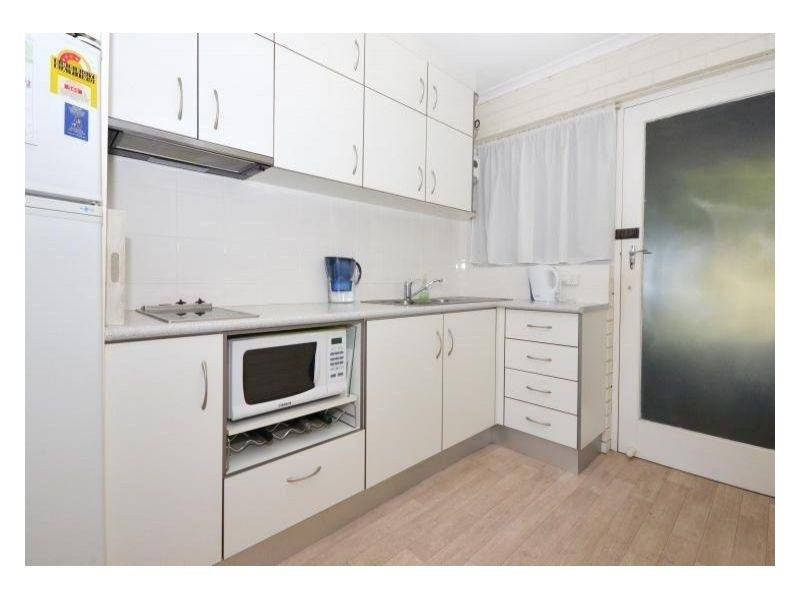 2/15 Russell Street, Noosaville QLD 4566