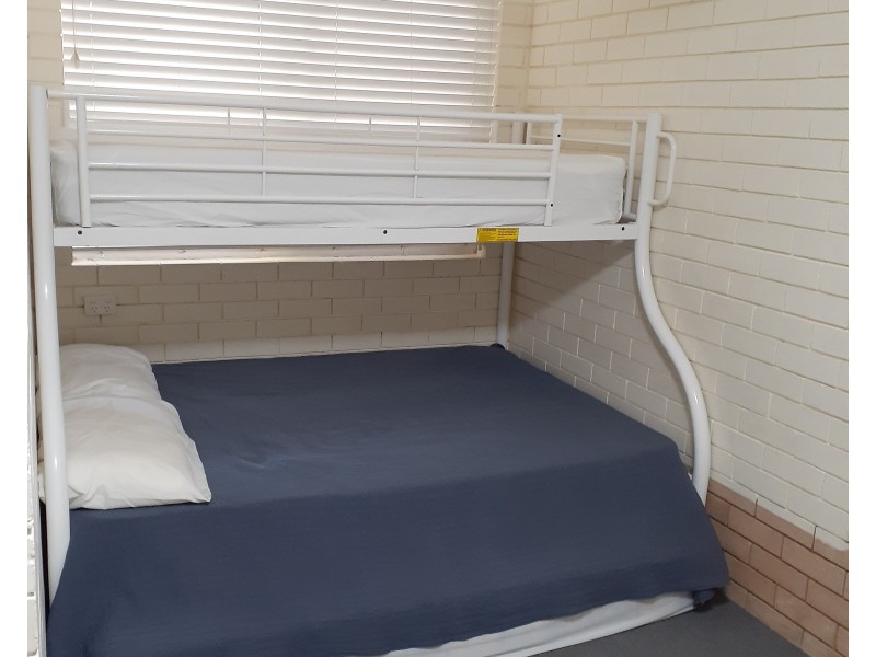 2/15 Russell Street, Noosaville QLD 4566