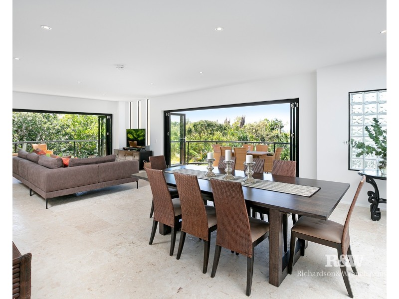 1/33 Duke Street, Sunshine Beach QLD 4567