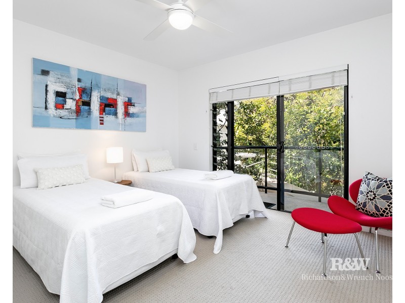 1/33 Duke Street, Sunshine Beach QLD 4567