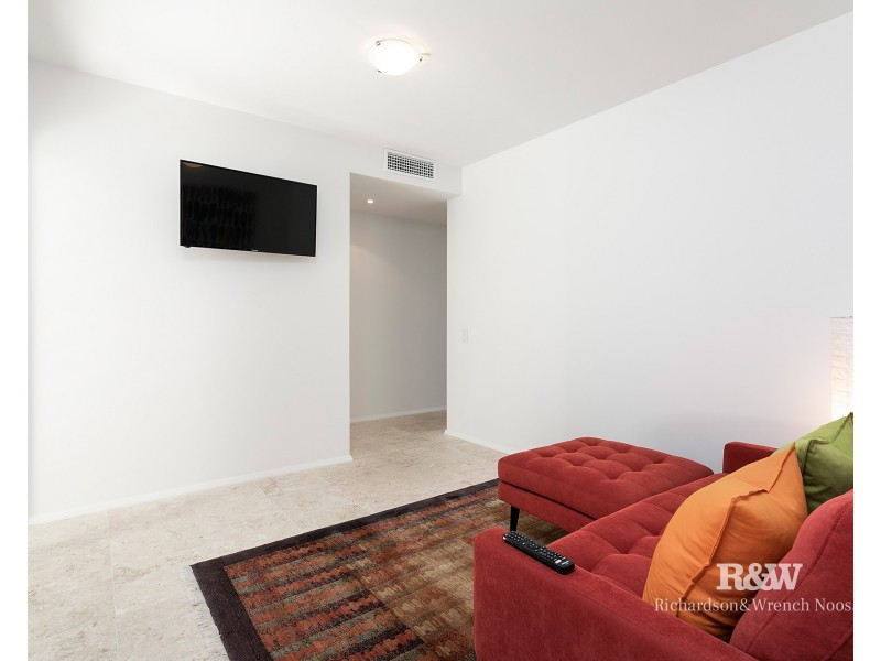 1/33 Duke Street, Sunshine Beach QLD 4567